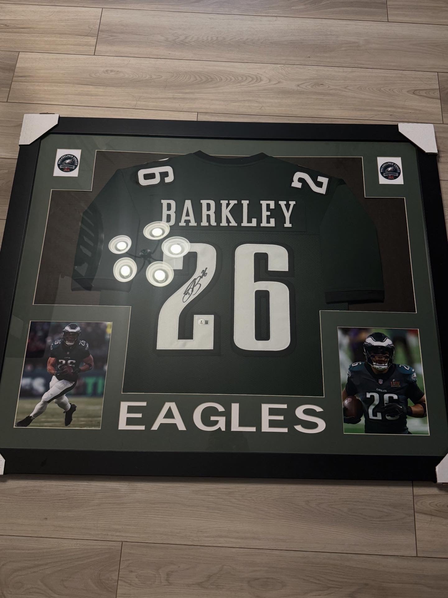 Saquan Barkley Signed Jersey in Custom Eagles Framed Display (Beckett)