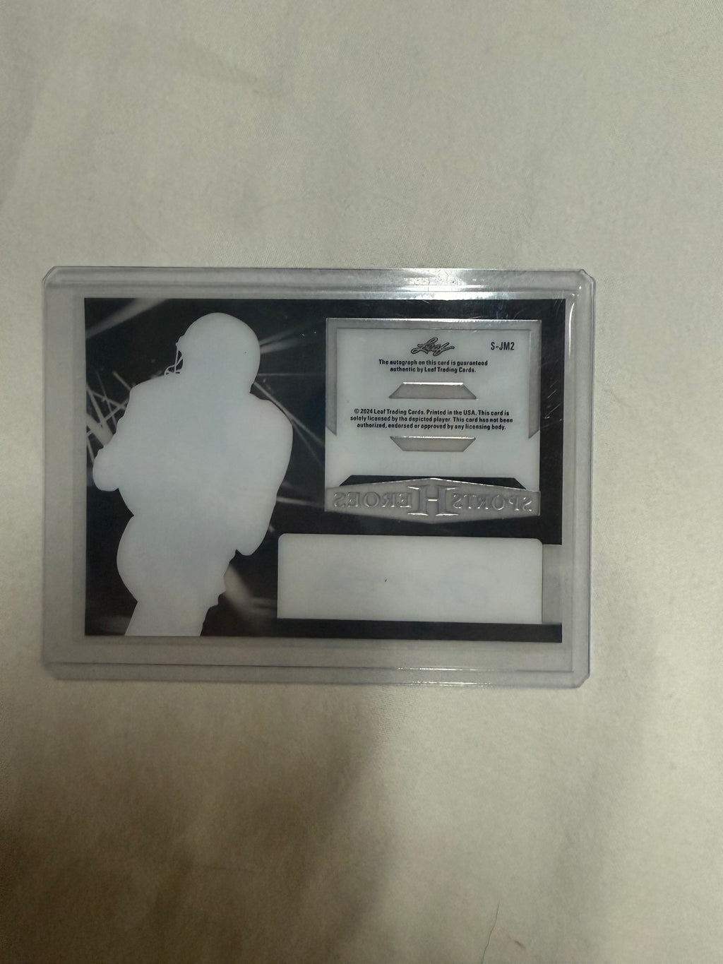 Joe Montana Autographed Leaf Scenography Card 2/3